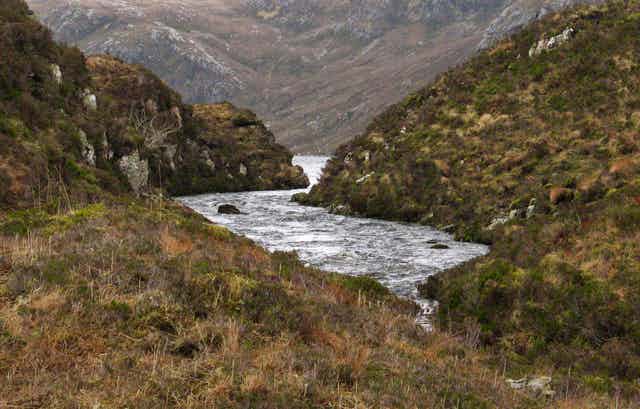 River Between Loch Gainimh & Loch Druim Suardalain